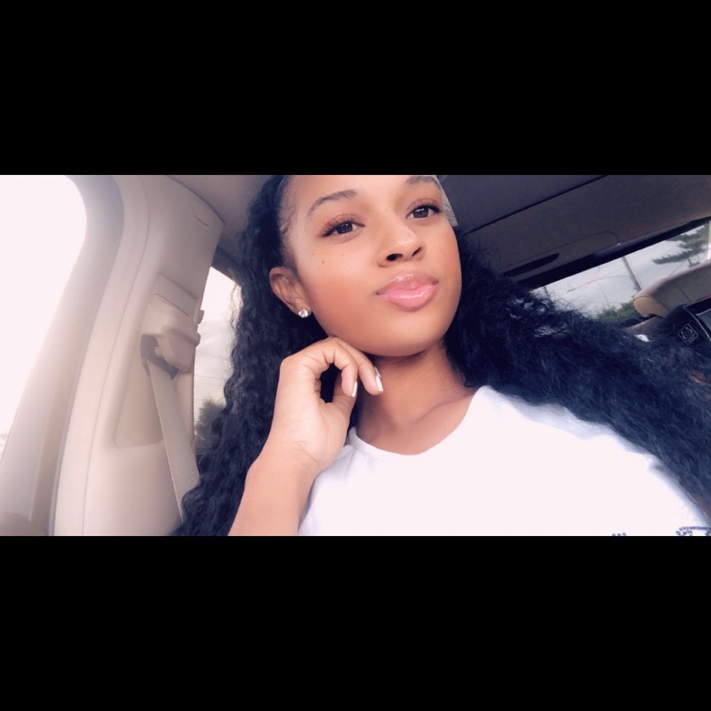 Meet your Posher, Shamar